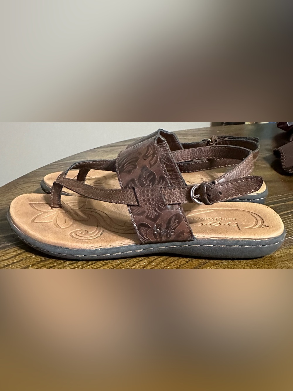 boc Brown Floral-Embossed Adjustable Strap Women's Sandals